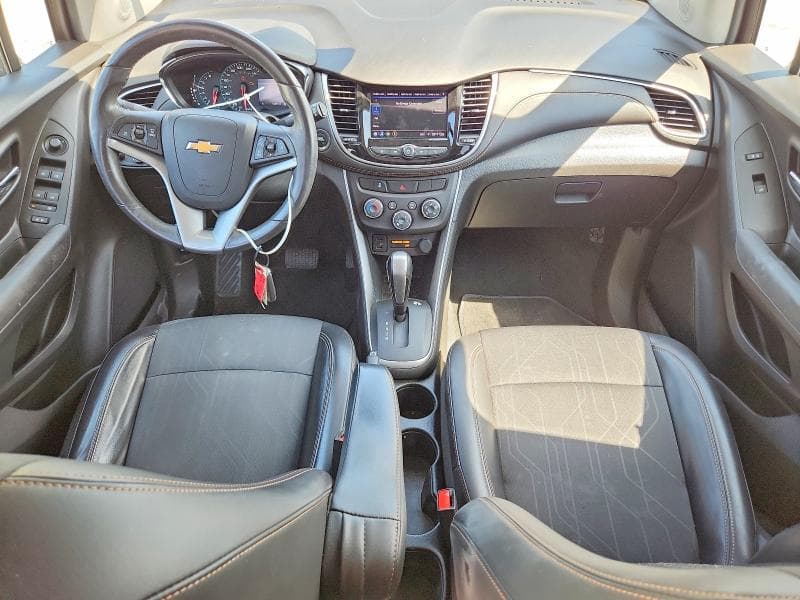 2020 CHEVROLET TRAX 1LT 8