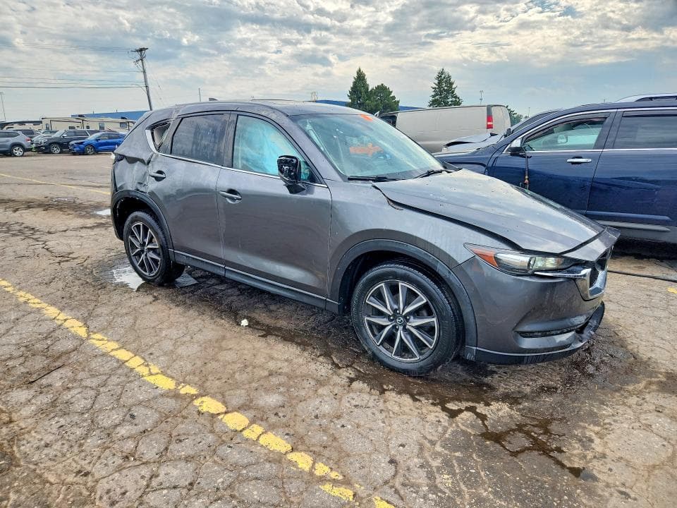 2018 MAZDA CX-5 TOURING 4
