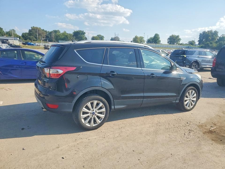 2017 FORD ESCAPE TITANIUM 3
