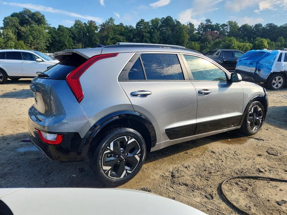 2023 KIA NIRO WIND 3