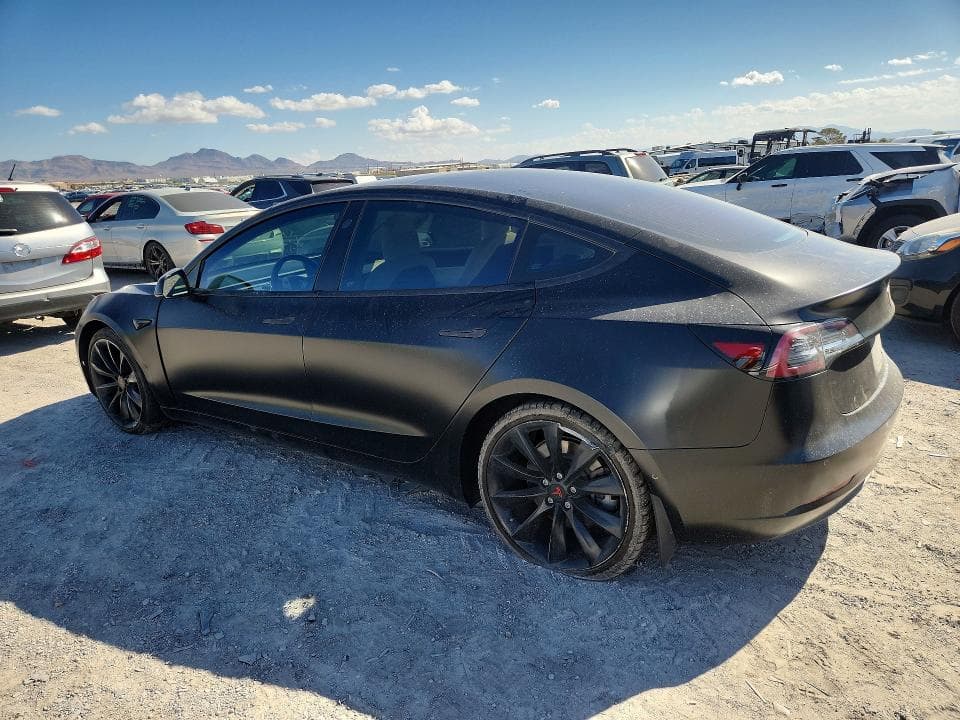2018 TESLA MODEL 3 2