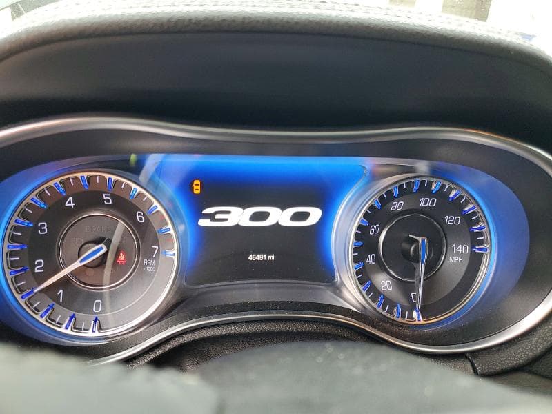 2019 CHRYSLER 300 TOURING 9
