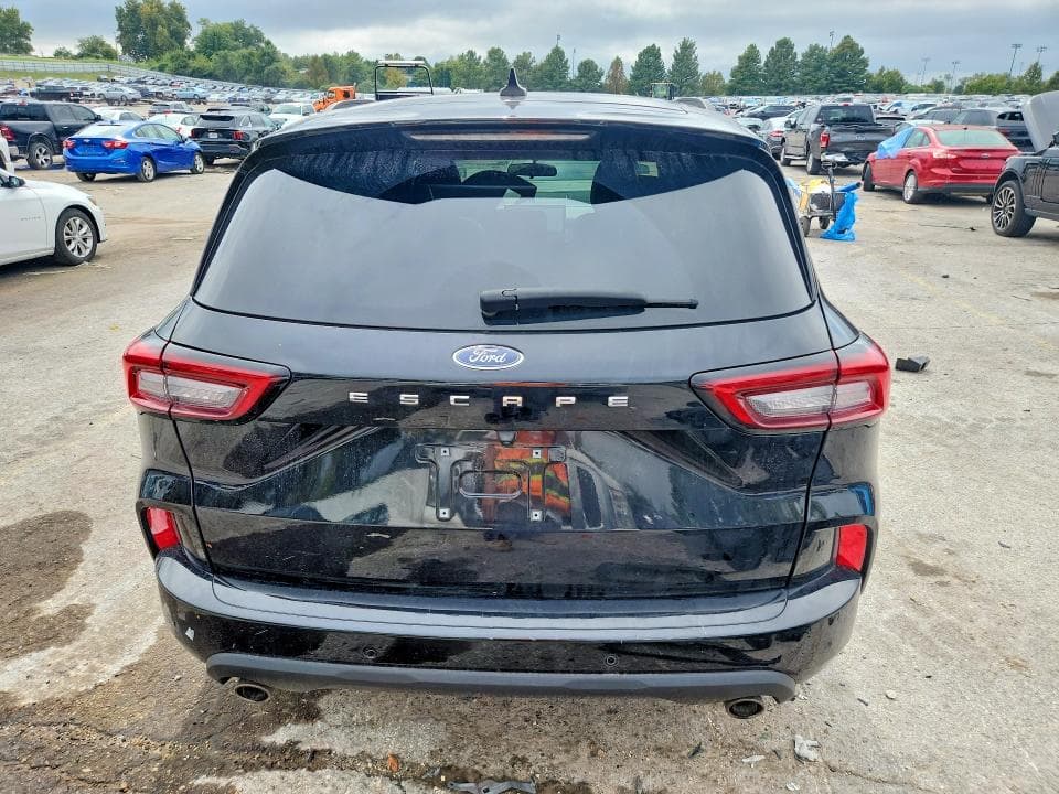 2024 FORD ESCAPE ST LINE 6