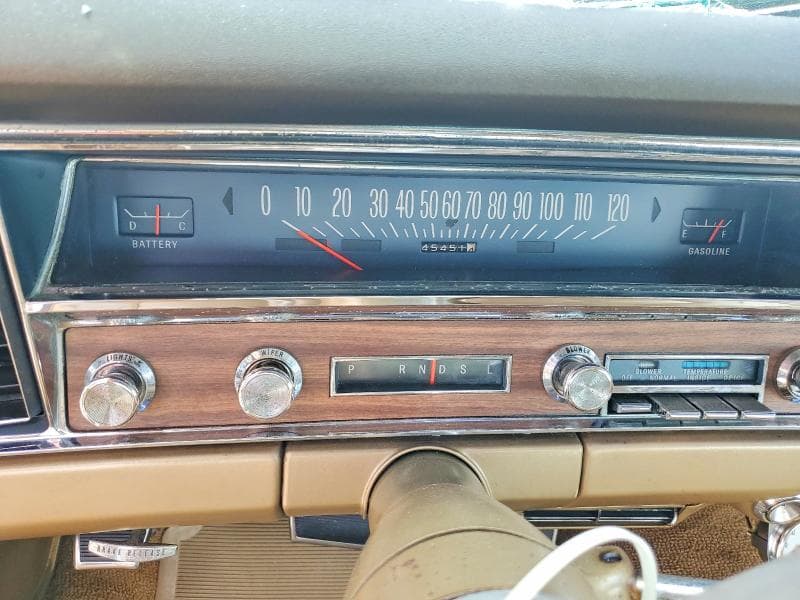 1967 PONTIAC EXECUTIVE 9
