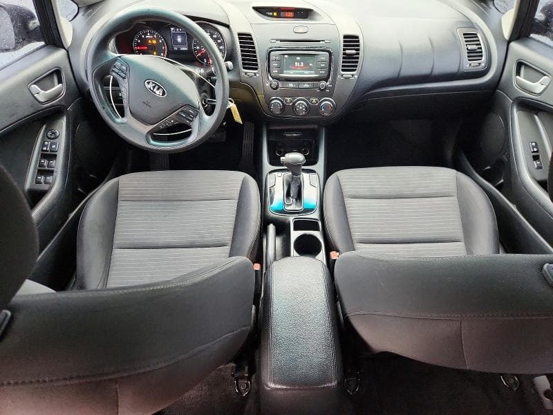 2017 KIA FORTE LX 8
