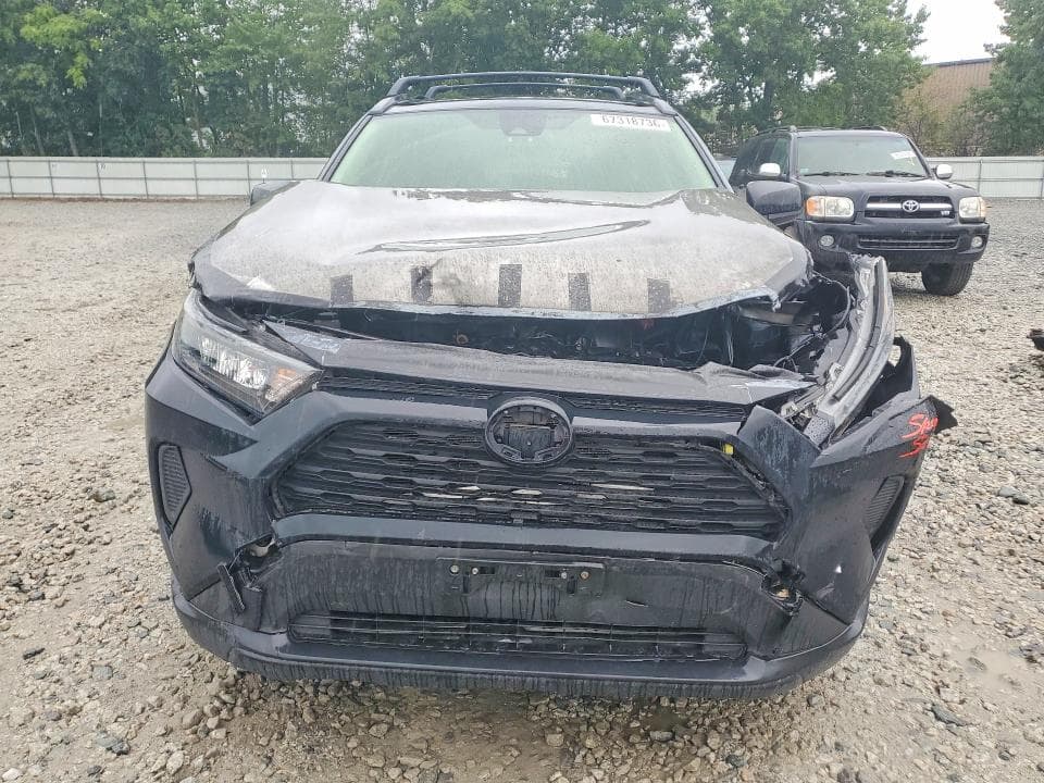 2022 TOYOTA RAV4 LE 5