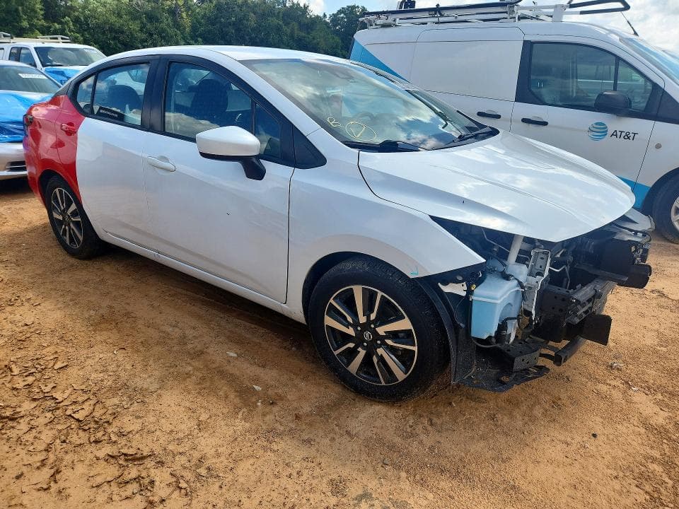 2022 NISSAN VERSA SV 4