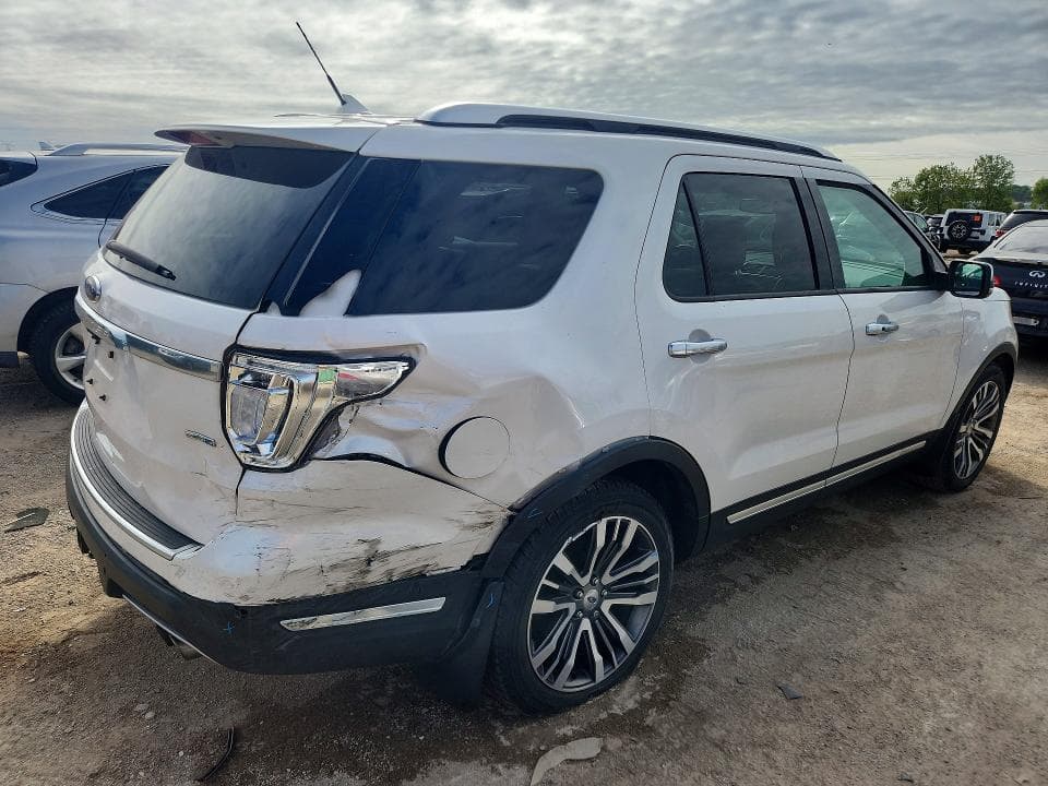 2018 FORD EXPLORER PLATINUM 3