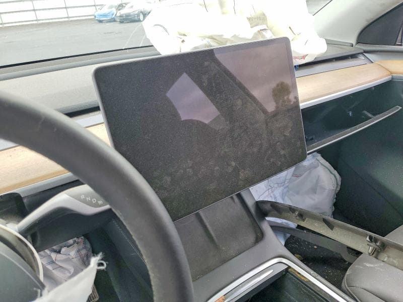 2024 TESLA MODEL Y 9
