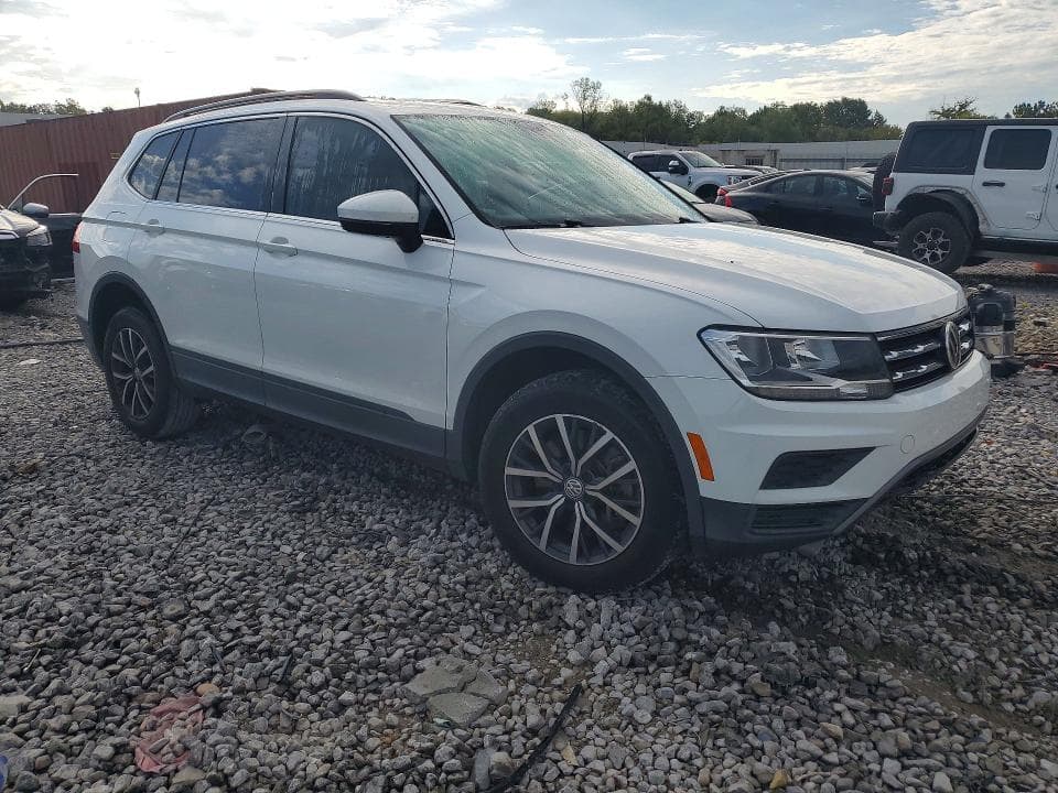 2019 VOLKSWAGEN TIGUAN SE 4
