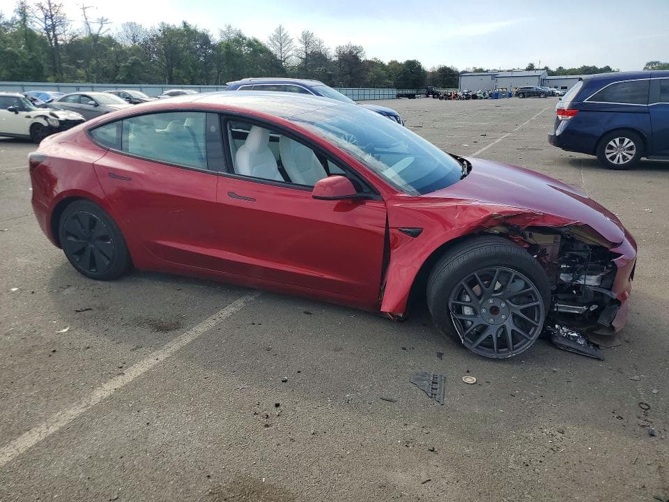 2025 TESLA MODEL 3 4
