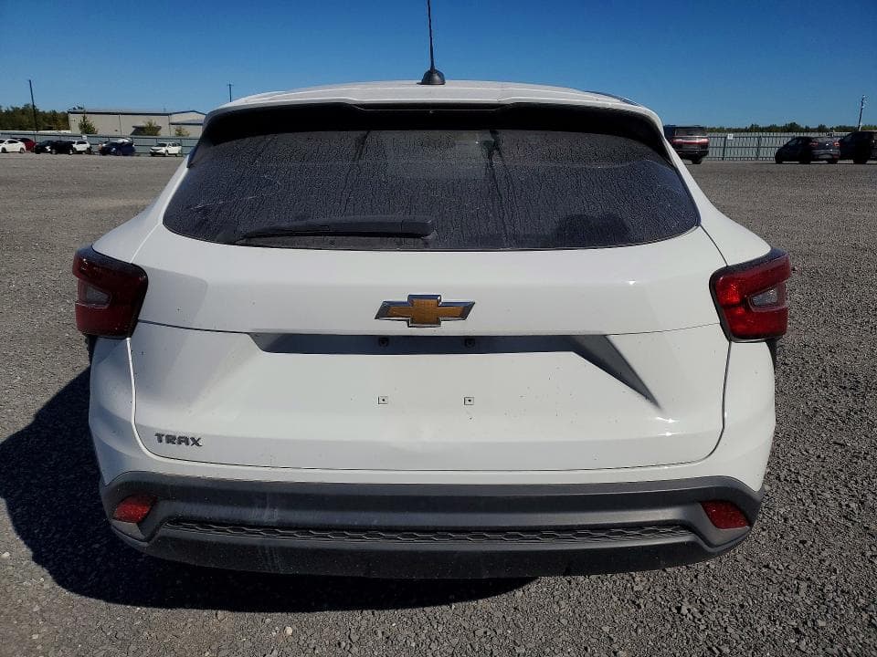 2025 CHEVROLET TRAX LS 6