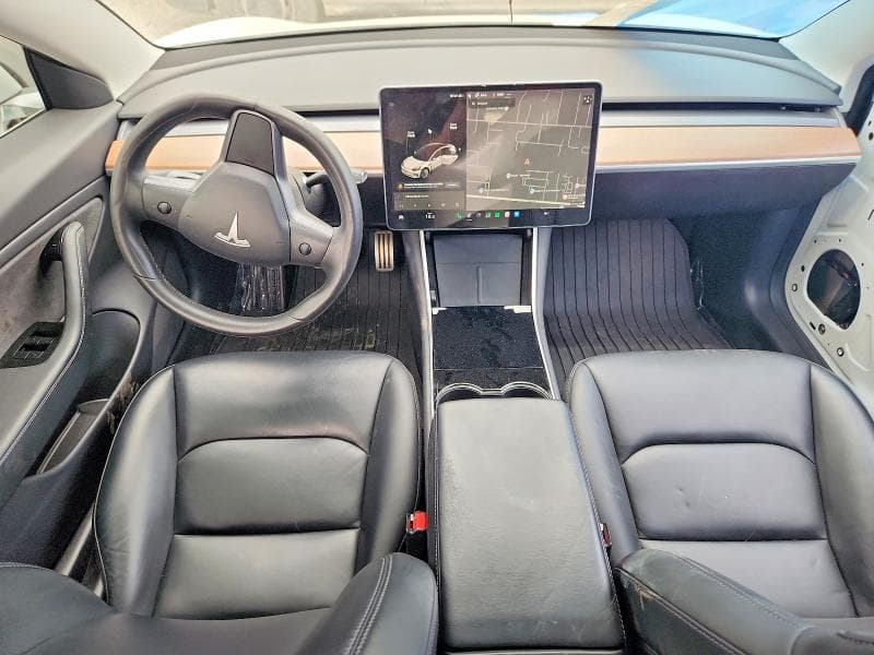 2019 TESLA MODEL 3 8