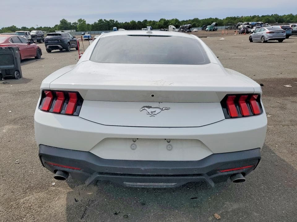 2025 FORD MUSTANG 6