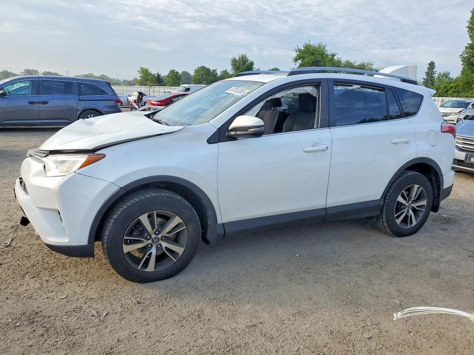 2018 TOYOTA RAV4 XLE - 1