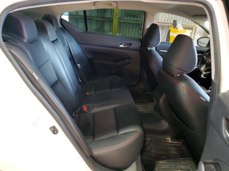 2023 NISSAN ALTIMA SR 10
