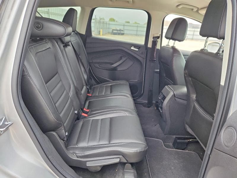 2017 FORD ESCAPE TITANIUM 10