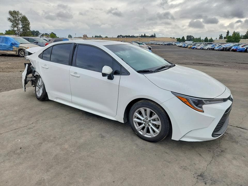 2024 TOYOTA COROLLA LE 4