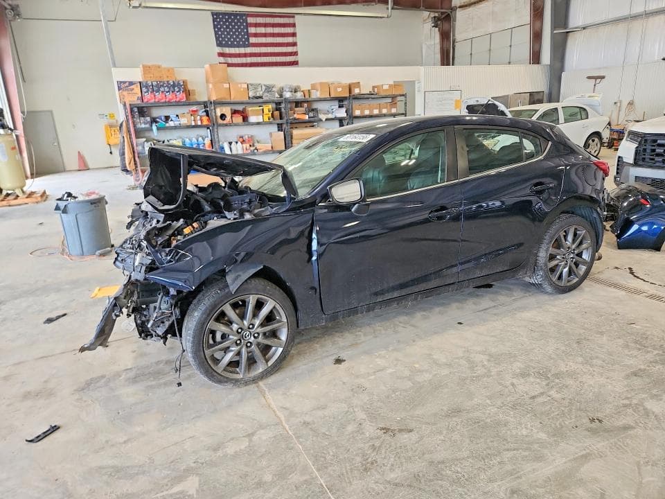 2018 MAZDA 3 TOURING