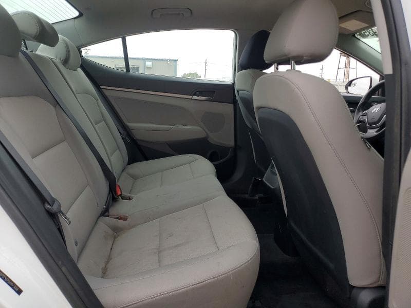 2017 HYUNDAI ELANTRA SE 10