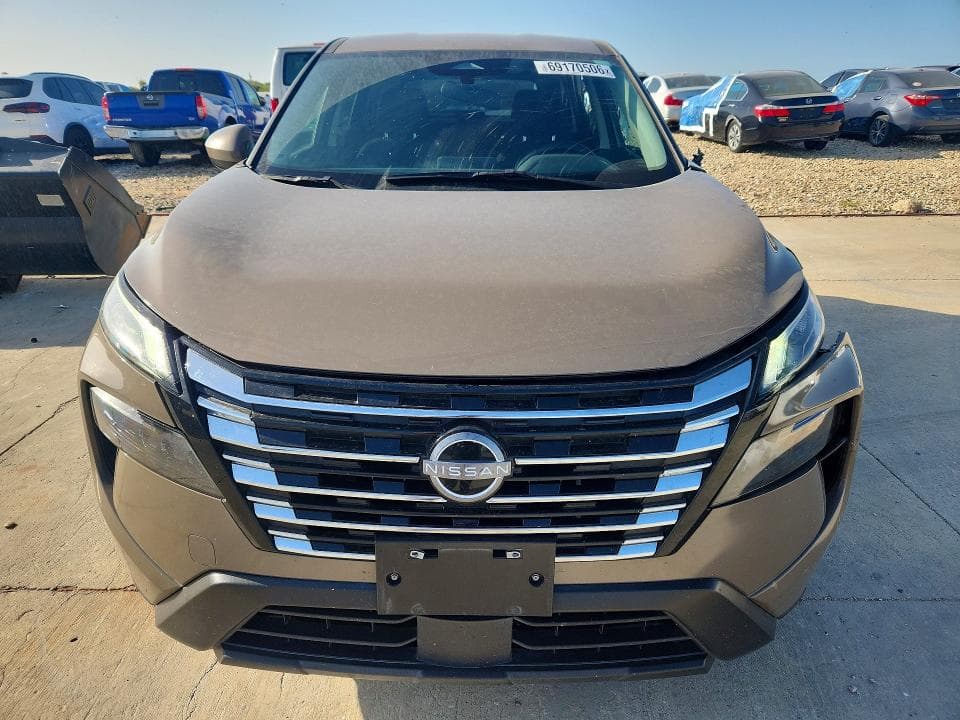 2025 NISSAN ROGUE SV 5