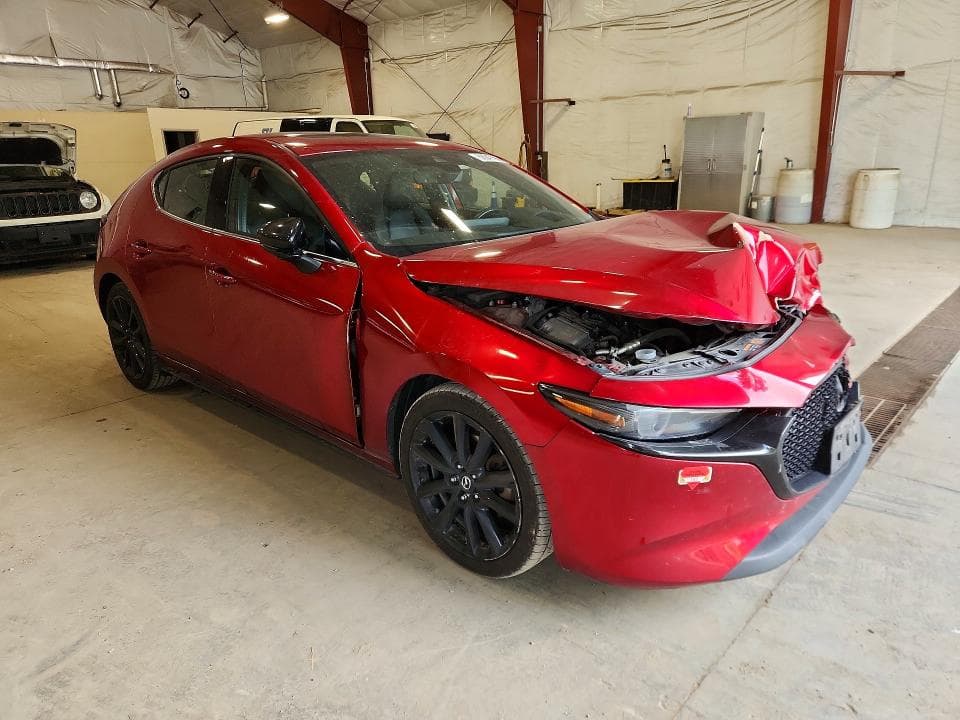 2021 MAZDA 3 4