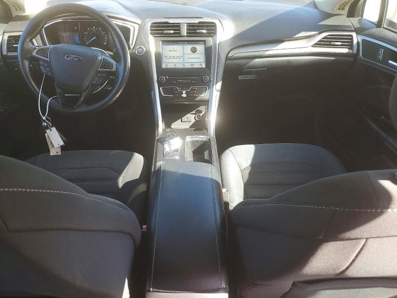 2017 FORD FUSION SE 8