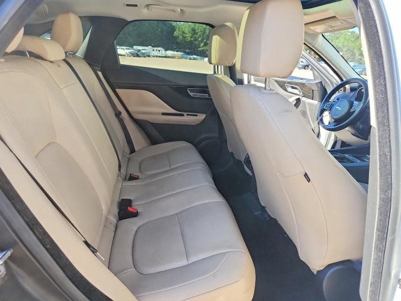2018 JAGUAR F-PACE PREMIUM 11