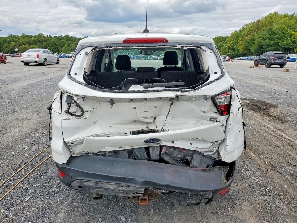 2017 FORD ESCAPE SE 6