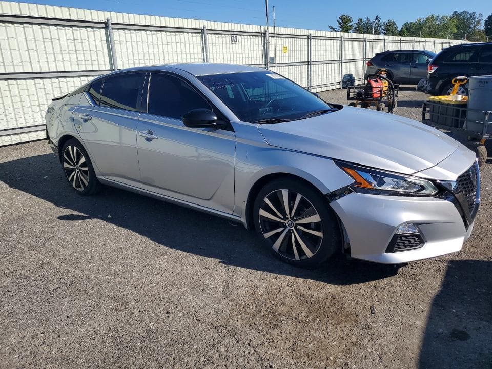 2021 NISSAN ALTIMA SR 4