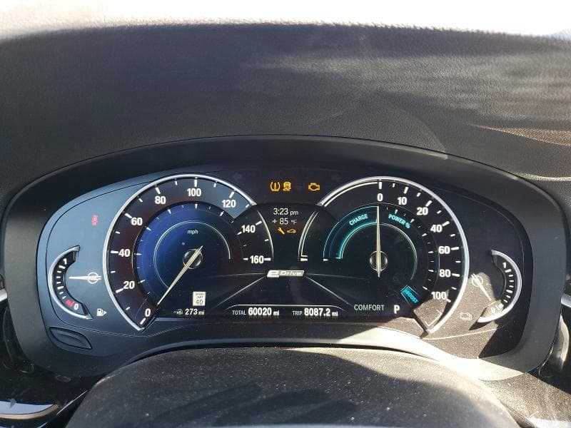 2019 BMW 530E 9