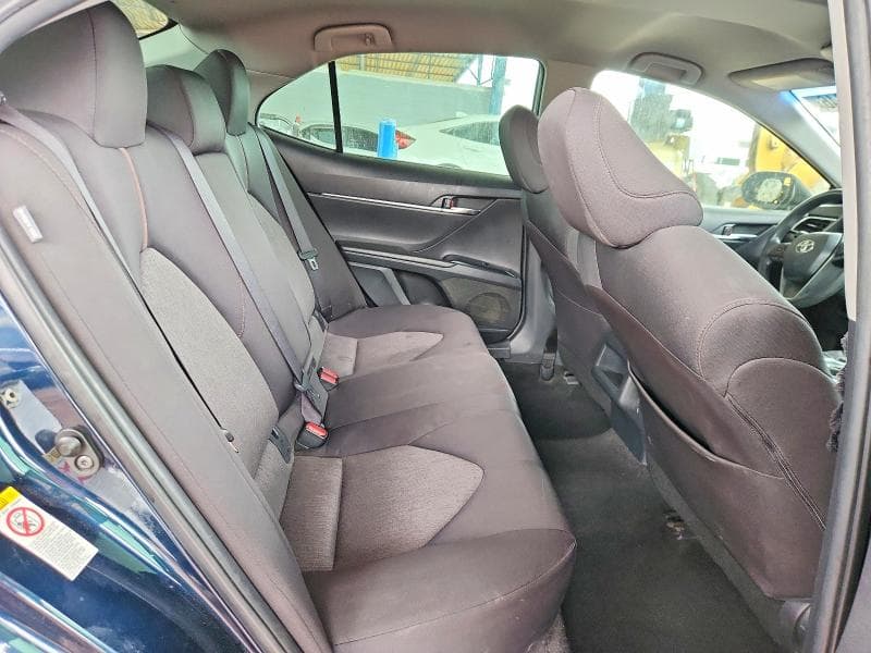 2018 TOYOTA CAMRY LE 10