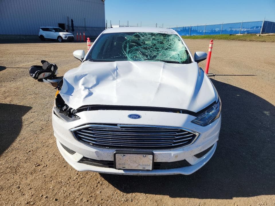 2017 FORD FUSION SE 5