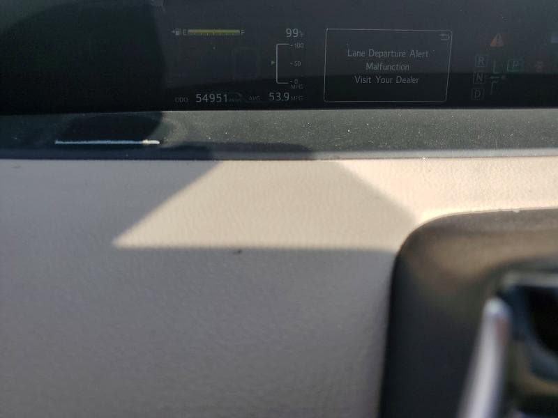 2017 TOYOTA PRIUS FOUR 9