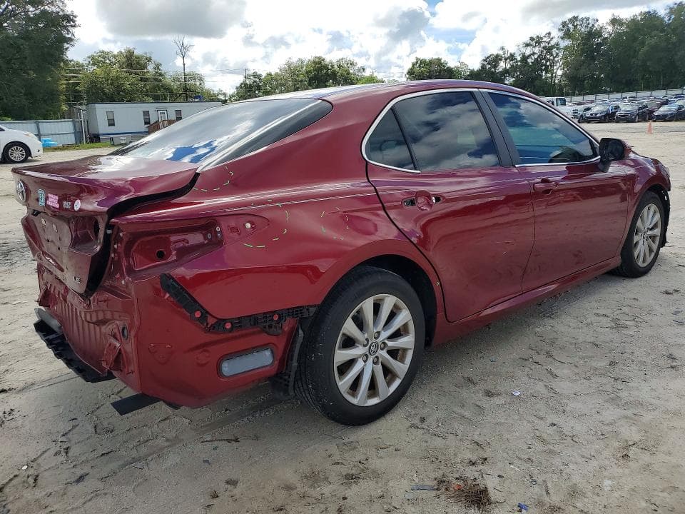 2018 TOYOTA CAMRY LE 3