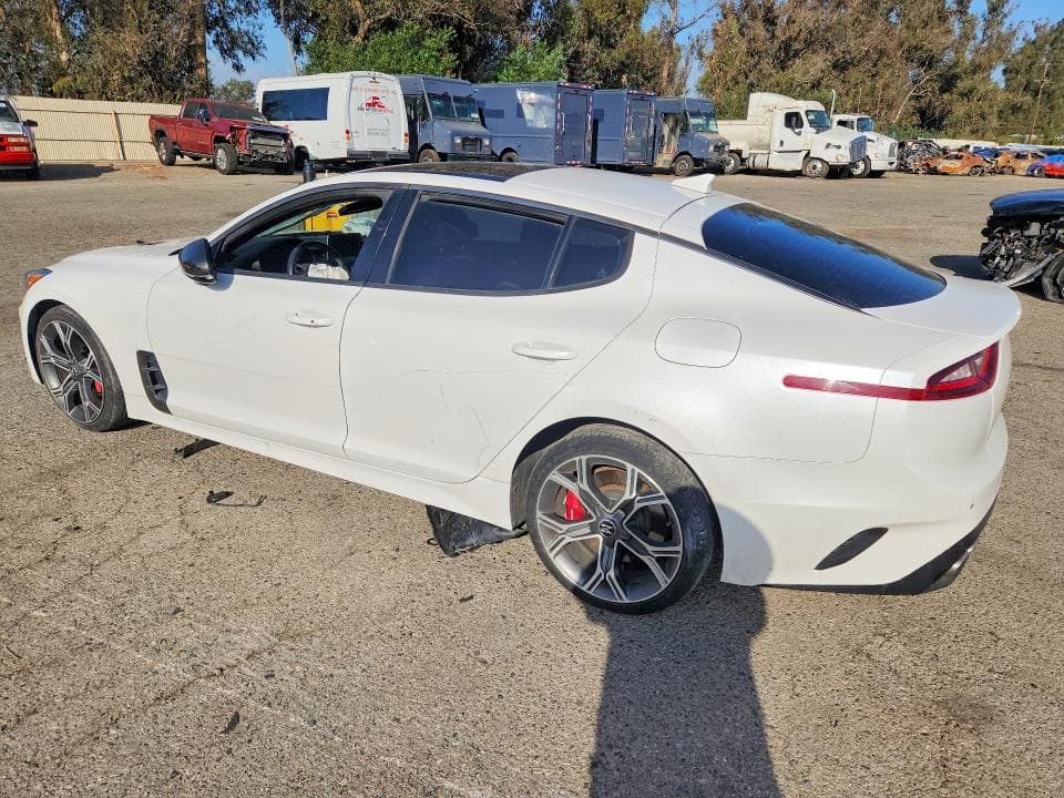 2020 KIA STINGER GT2 2