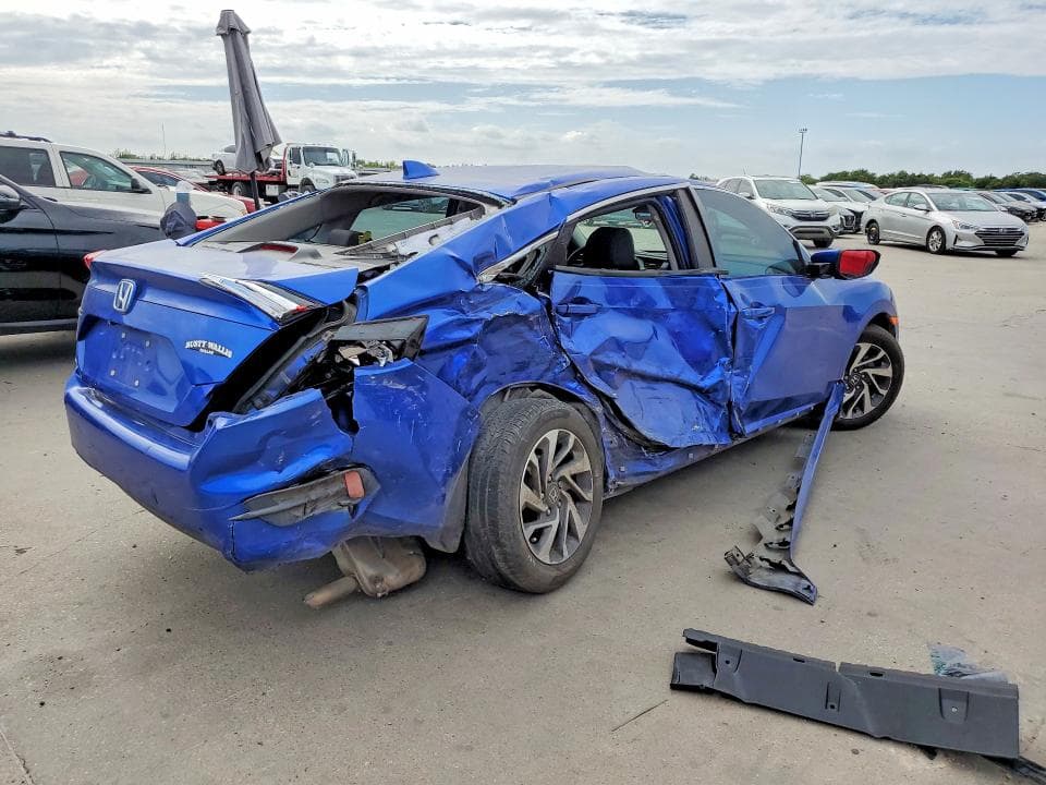2018 HONDA CIVIC EX 3