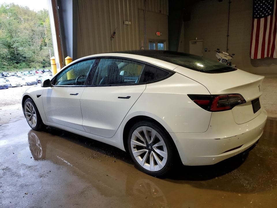 2022 TESLA MODEL 3 2
