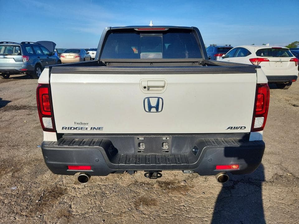 2022 HONDA RIDGELINE BLACK EDITION 6