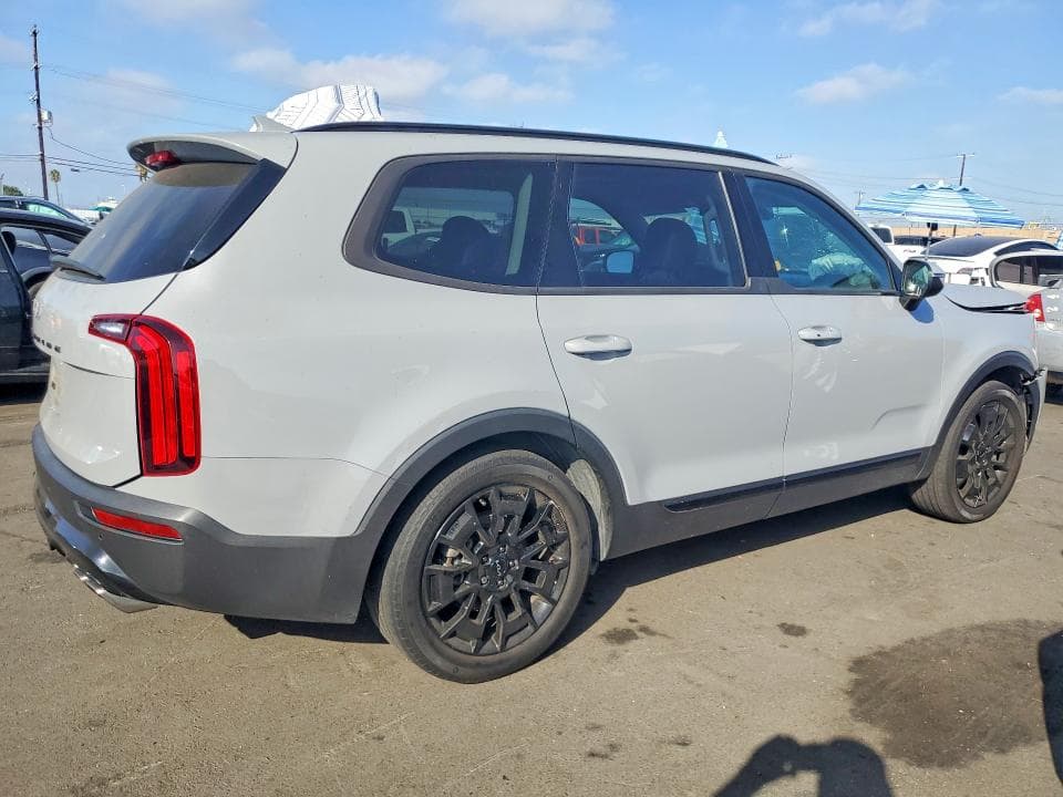 2022 KIA TELLURIDE EX 3