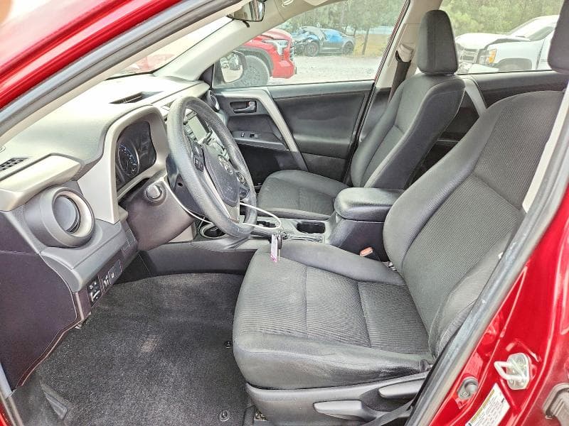 2018 TOYOTA RAV4 LE 7