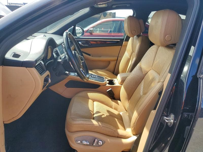 2017 PORSCHE MACAN 7