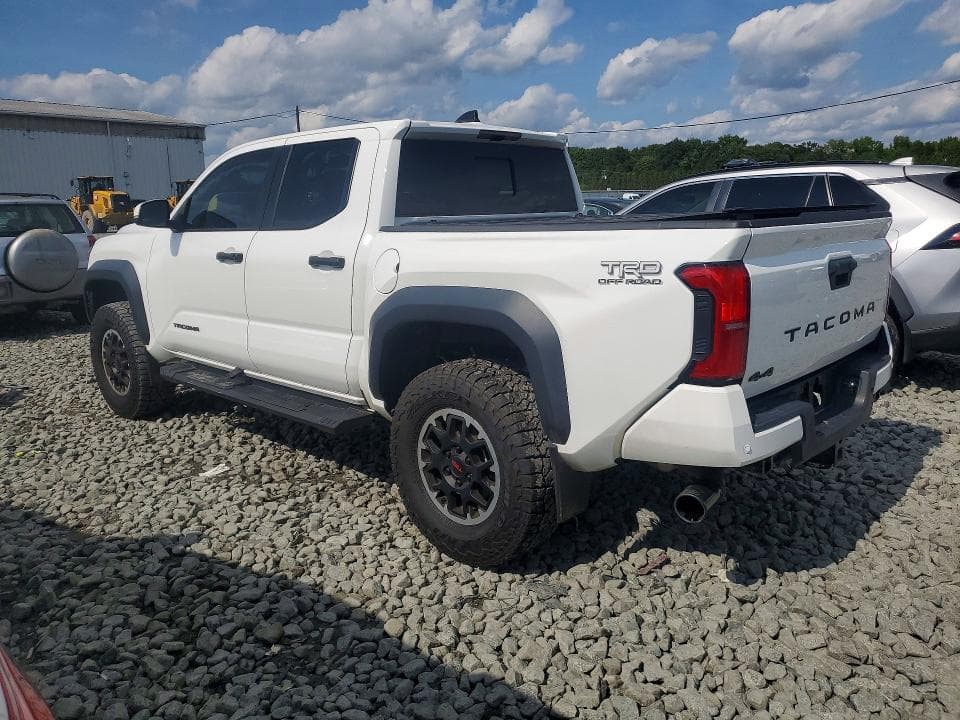 2024 TOYOTA TACOMA TRD OFF-ROAD 2