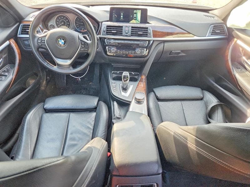 2017 BMW 330 XI 8