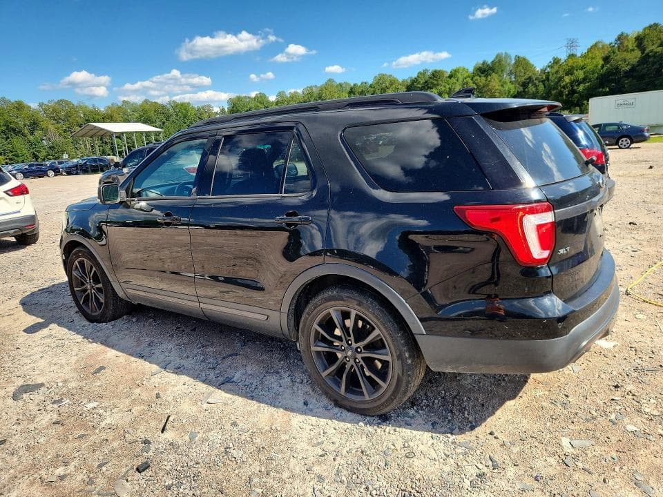 2017 FORD EXPLORER XLT 2