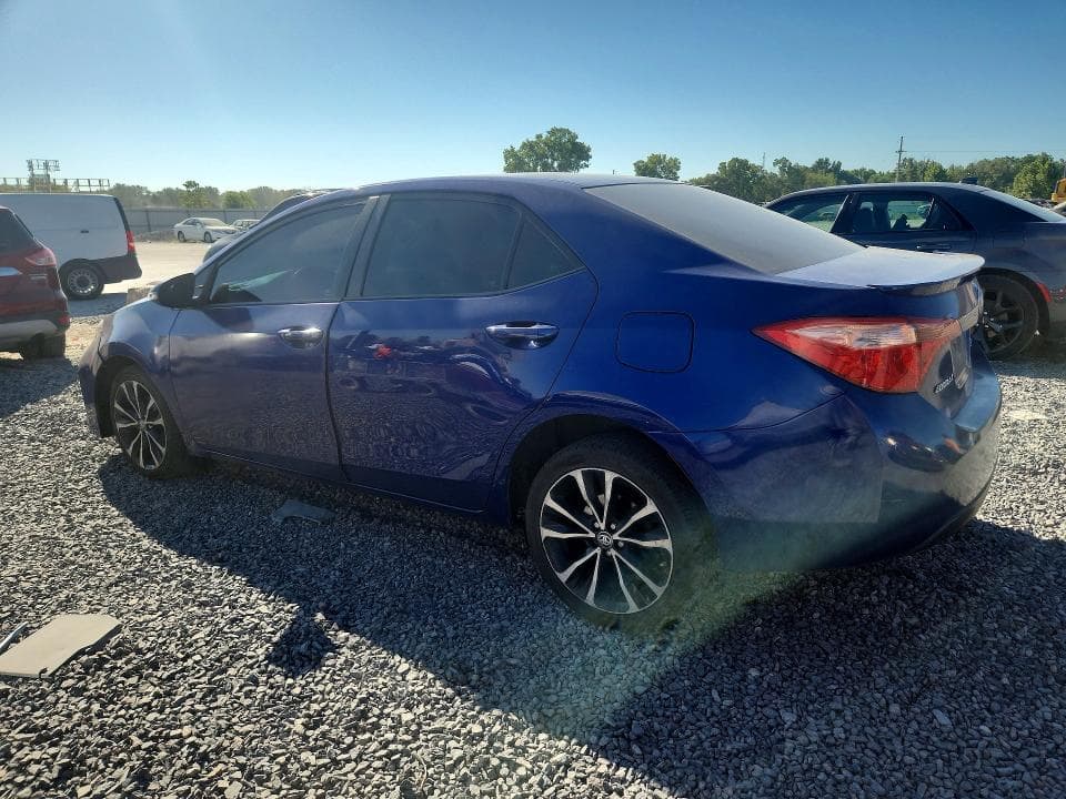 2017 TOYOTA COROLLA SE 2