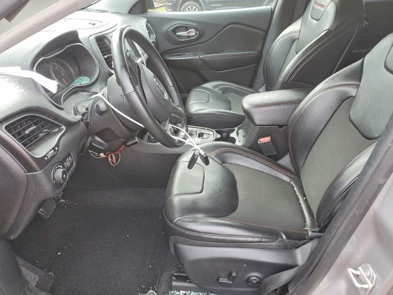 2019 JEEP CHEROKEE TRAILHAWK 7