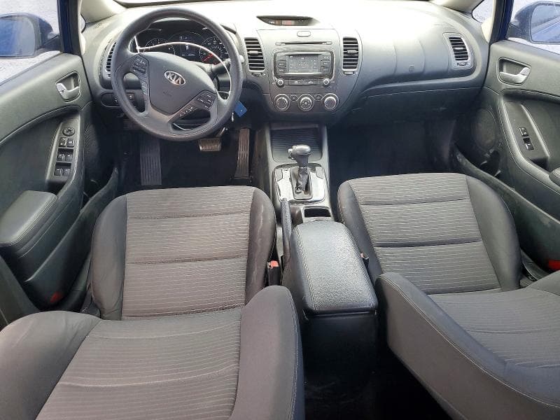 2017 KIA FORTE LX 8