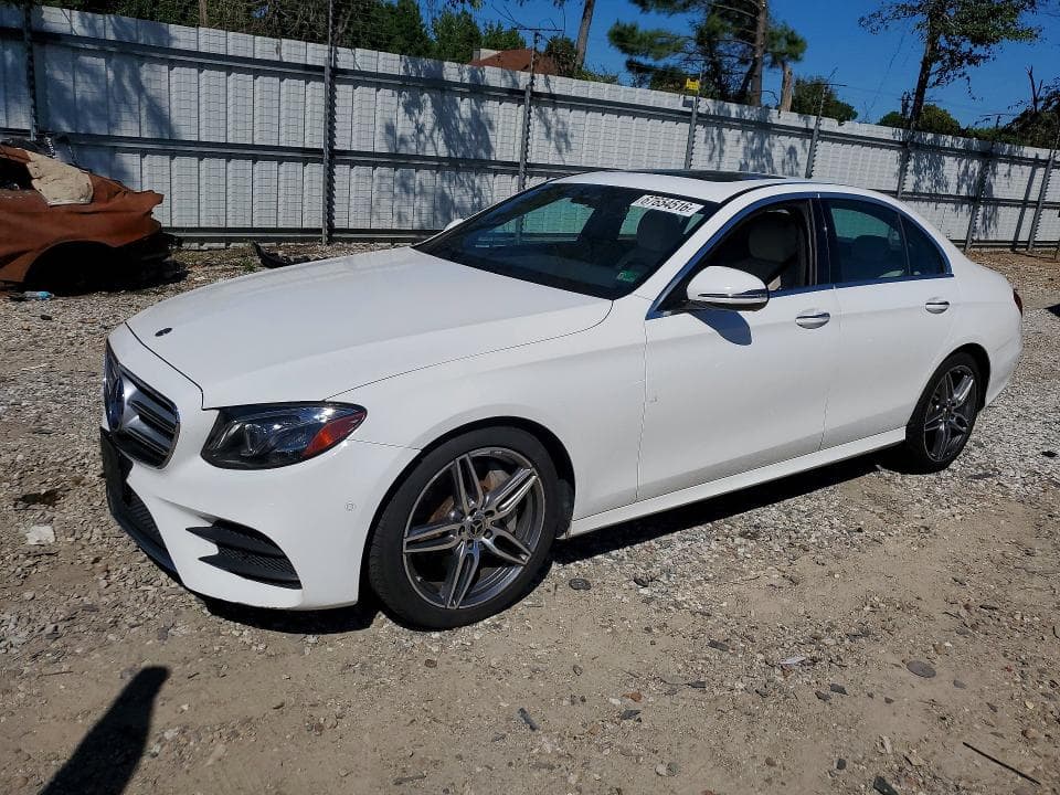 2018 MERCEDES-BENZ E 300 - 1