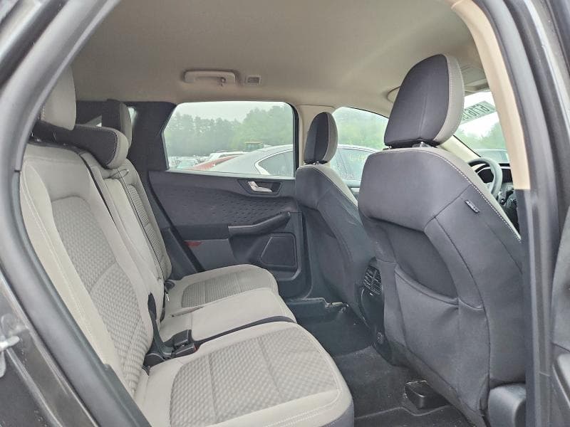 2020 FORD ESCAPE SE 11